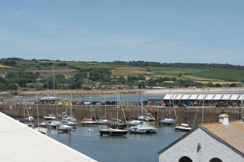 Charming 3 Bedroom Harbour Cottage With Parking Penzance Exterior photo