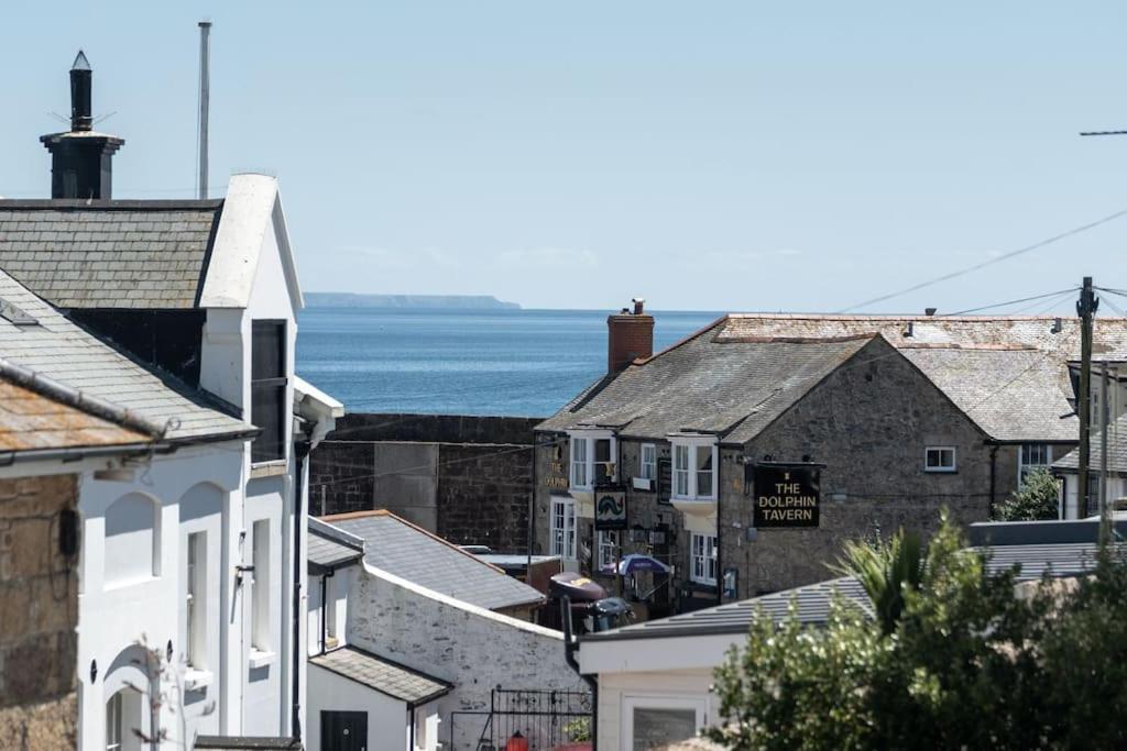 Charming 3 Bedroom Harbour Cottage With Parking Penzance Exterior photo